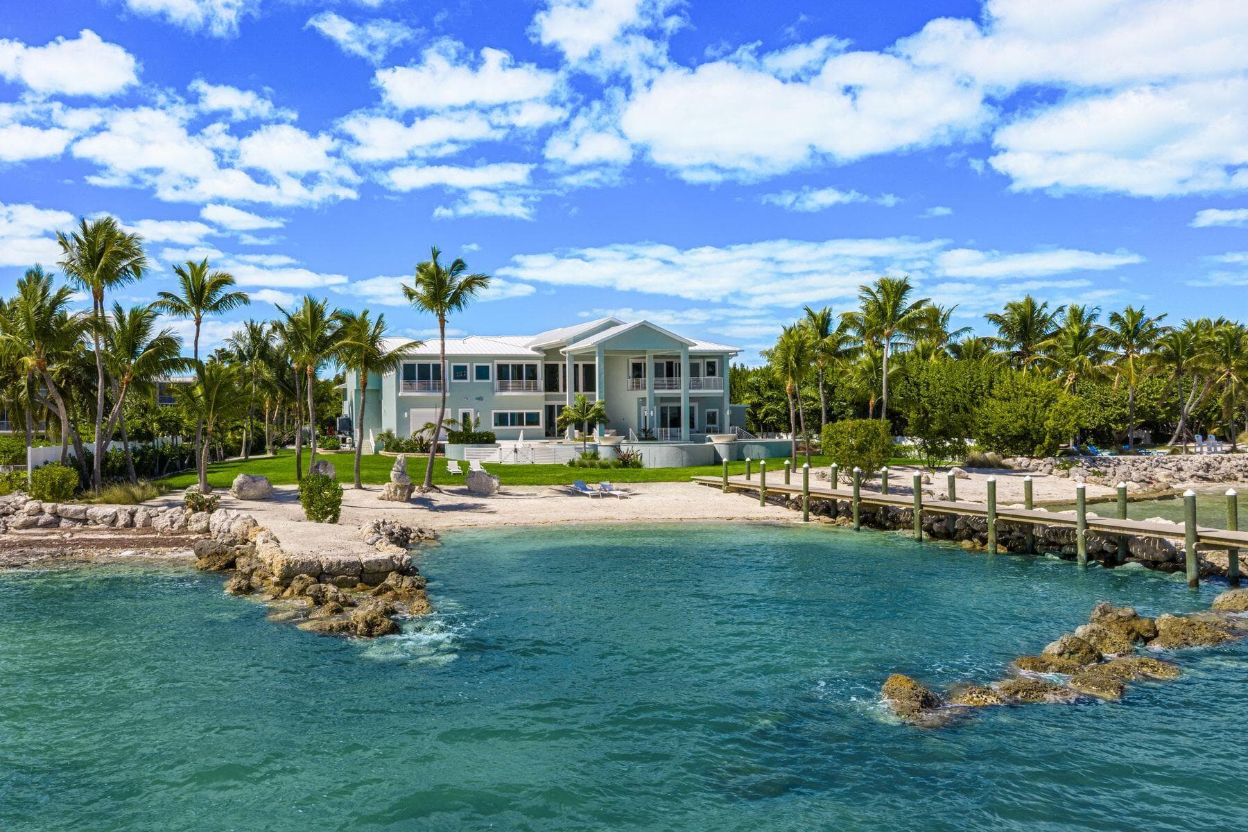 A beautiful property in Plantation Key, FL